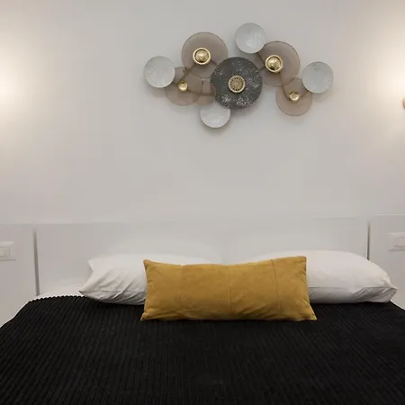 Village Anto Fira (Santorini)