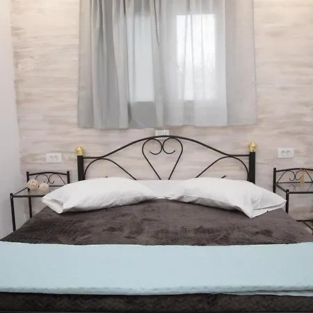 Village Anto 아파트 *