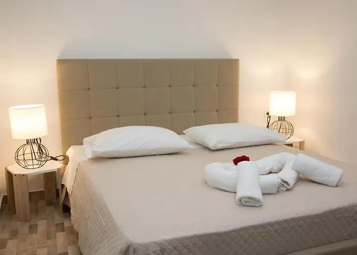 Village Anto 산토리니