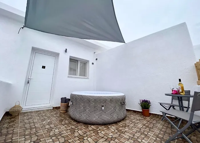 Village Anto 아파트 산토리니