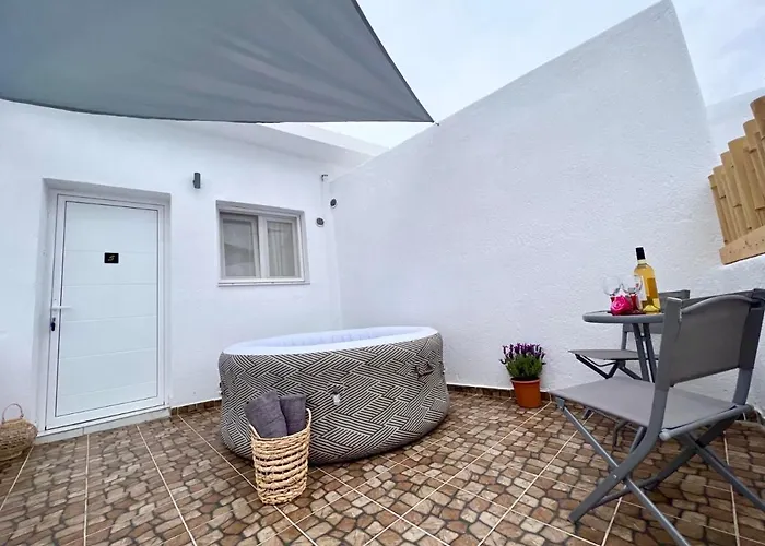 Village Anto 아파트 산토리니