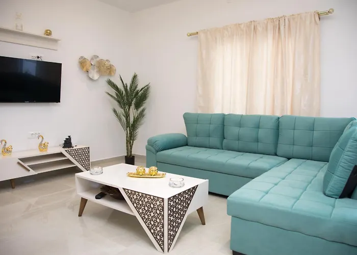 Village Anto * 산토리니